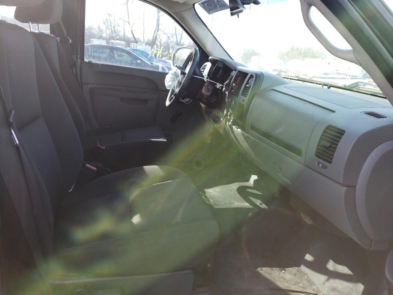 Photo 5 from auction – 2012 CHEVROLET SILVERADO with VIN 1GCRCPEX1CZ312535