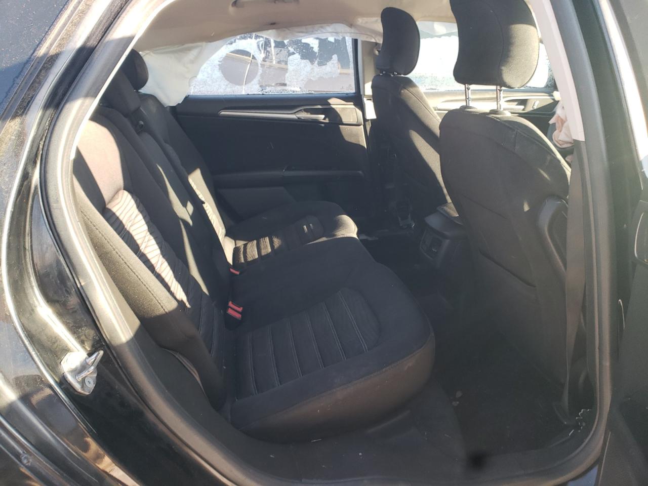 Photo 6 from auction – 2016 FORD FUSION SE with VIN 3FA6P0H70GR217099