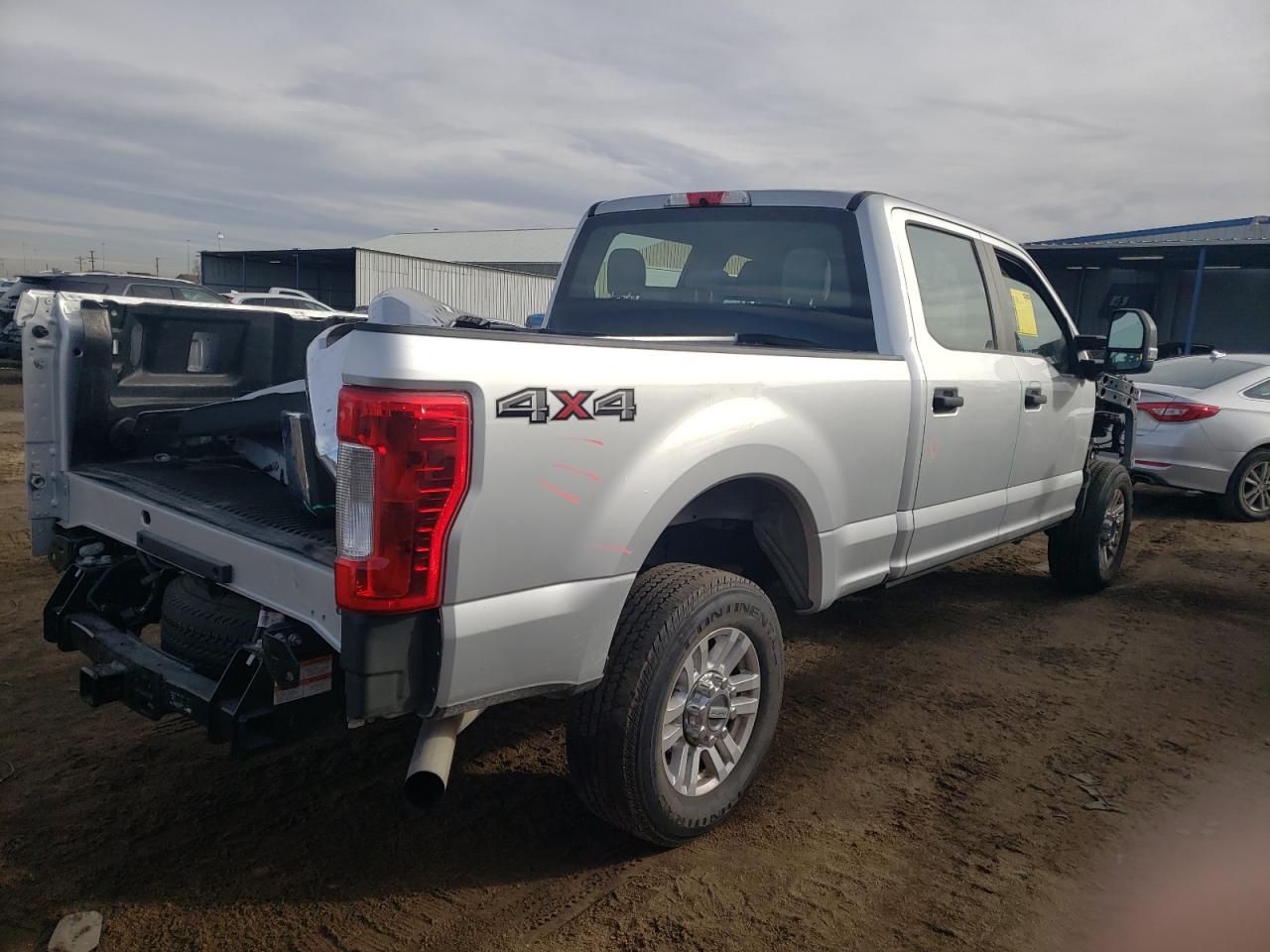 Photo 4 from auction – 2019 FORD F250 SUPER with VIN 1FT7W2B66KEF02429