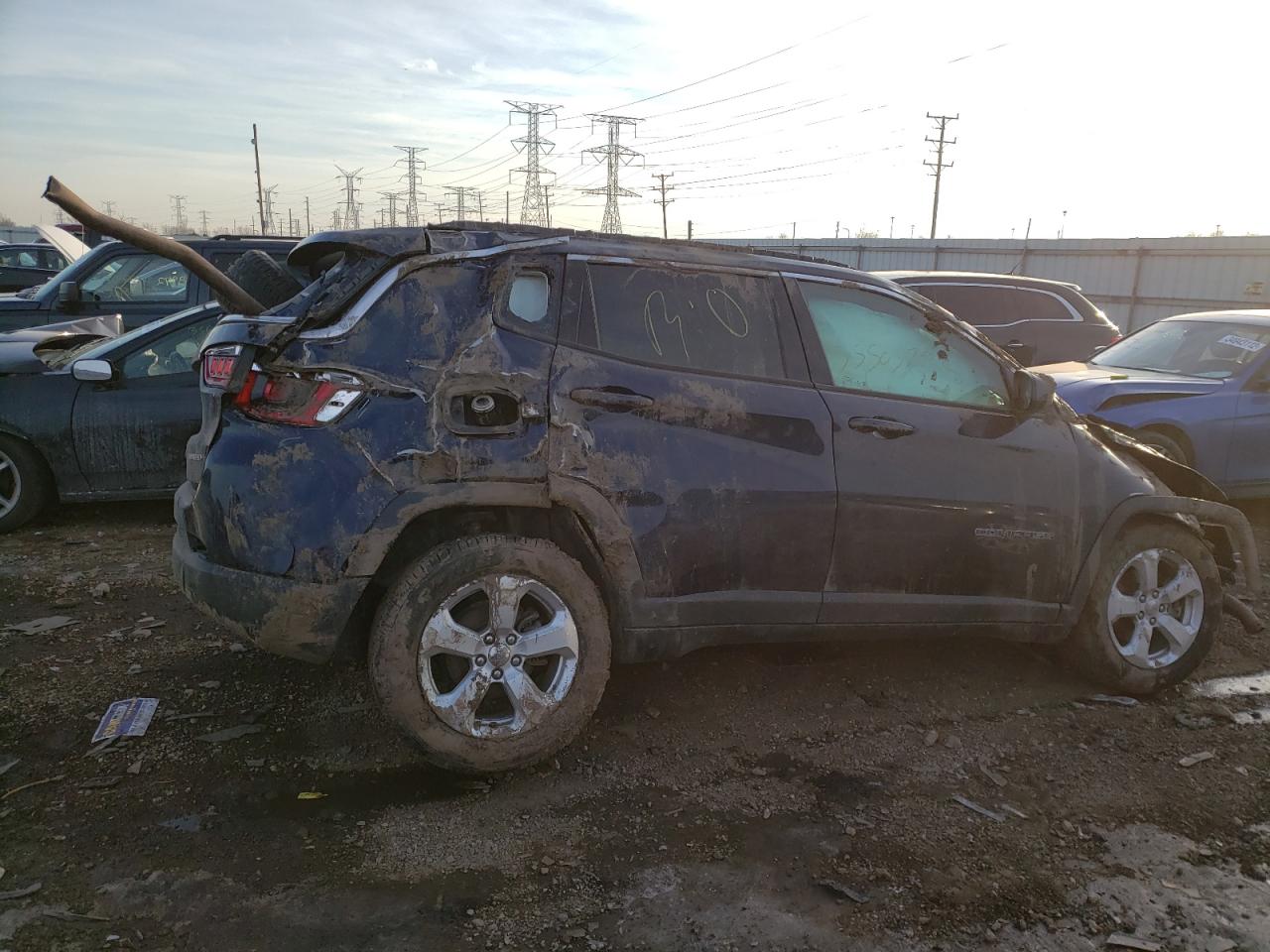 Photo 9 from auction – 2019 JEEP COMPASS LA with VIN 3C4NJCBB1KT663697