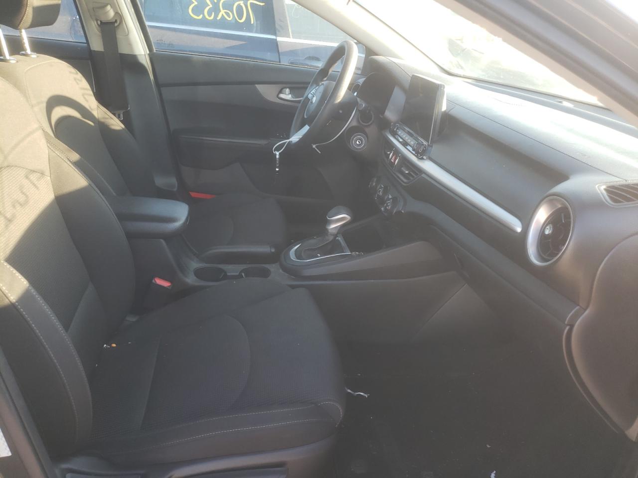 Photo 5 from auction – 2020 KIA FORTE FE with VIN 3KPF24ADXLE148553