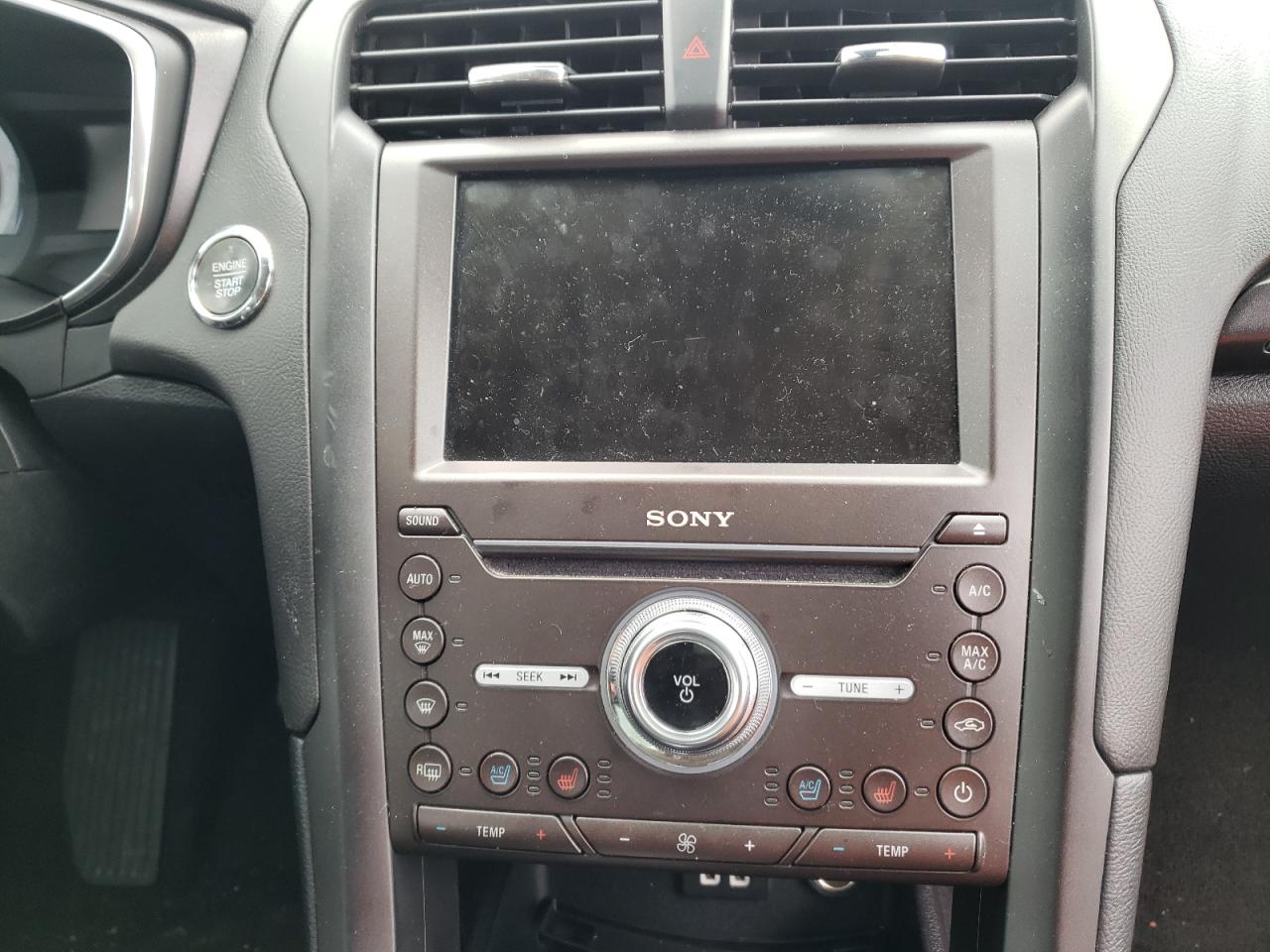 Photo 9 from auction – 2020 FORD FUSION TIT with VIN 3FA6P0D91LR193686