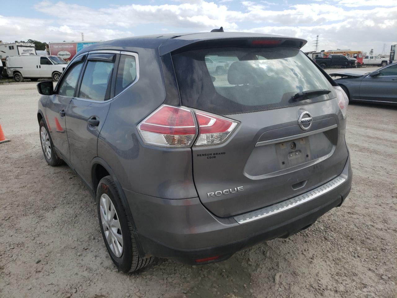 Photo 3 from auction – 2016 NISSAN ROGUE S with VIN KNMAT2MT1GP732375