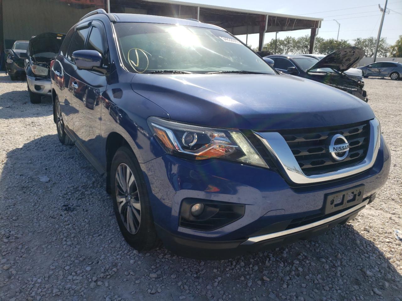 Photo 1 from auction – 2017 NISSAN PATHFINDER with VIN 5N1DR2MN1HC605806