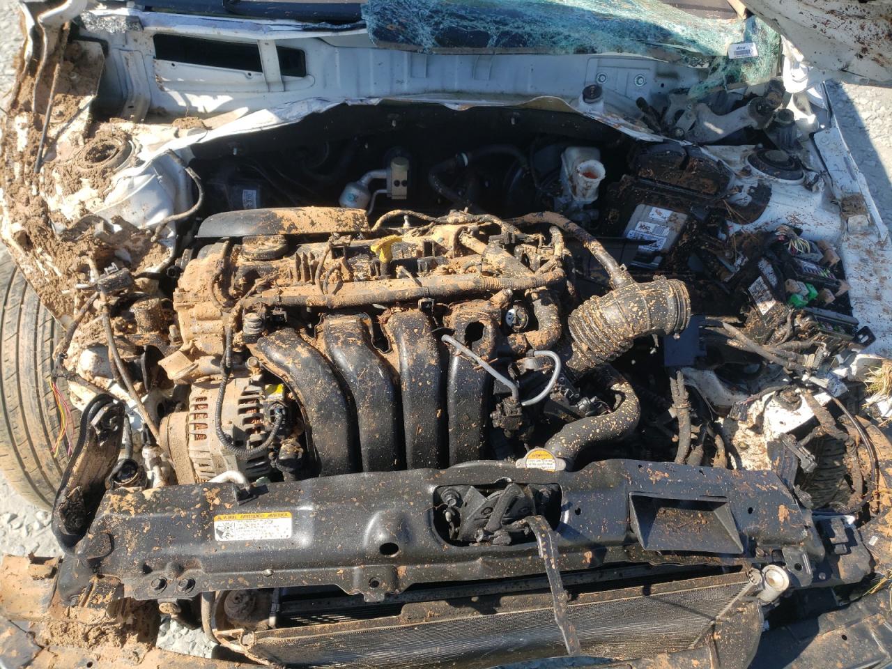 Photo 7 from auction – 2012 HYUNDAI ELANTRA GL with VIN 5NPDH4AE2CH124032