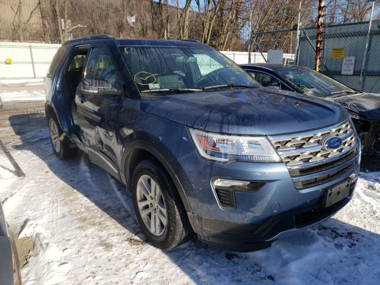 FORD EXPLORER X 2018 with VIN 1FM5K8D82JGB24564 - Photo from auction