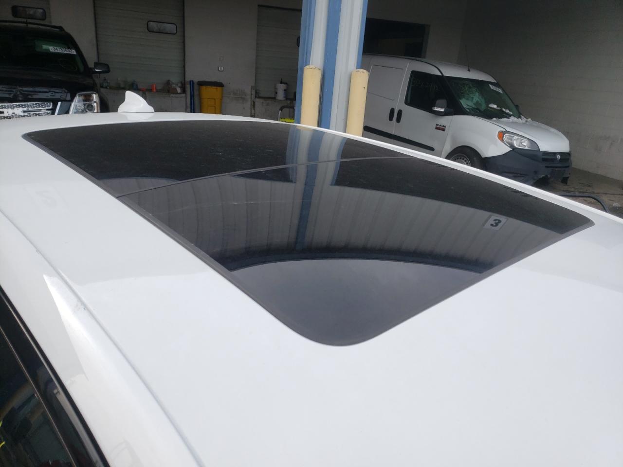 Photo 9 from auction – 2016 CHRYSLER 300 S with VIN 2C3CCAGG3GH262022