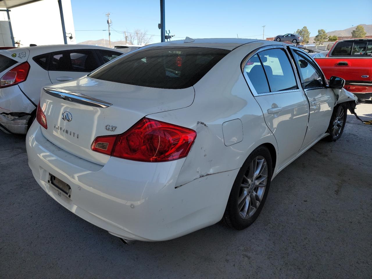 Photo 4 from auction – 2012 INFINITI G37 BASE with VIN JN1CV6AP8CM628966