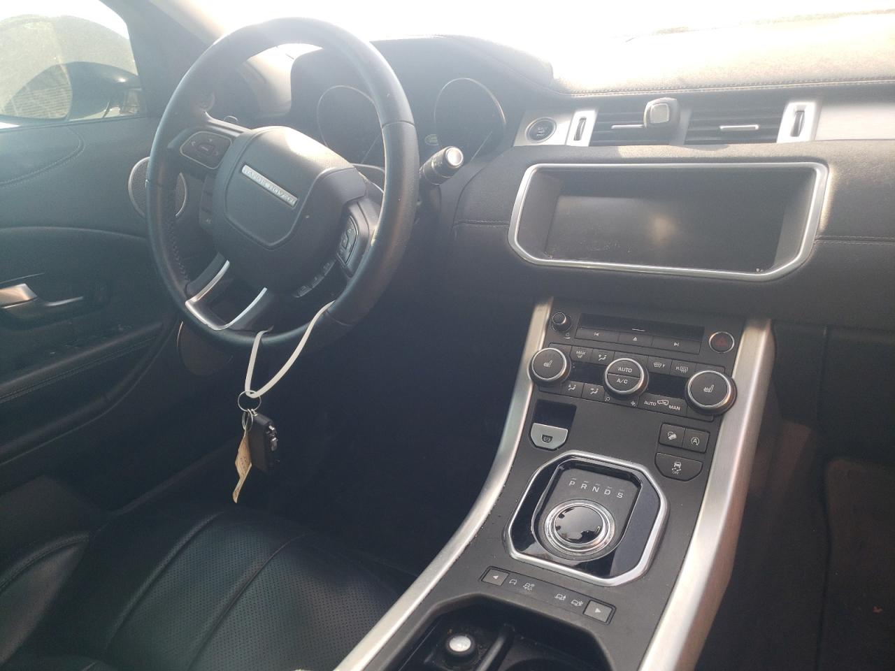 Photo 9 from auction – 2017 LAND ROVER RANGE ROVE with VIN SALVP2BG8HH192457
