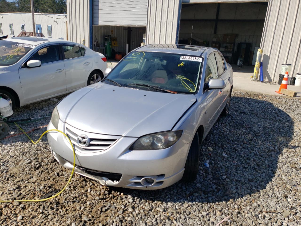 Photo 2 from auction – 2004 MAZDA 3 S with VIN JM1BK123241163183