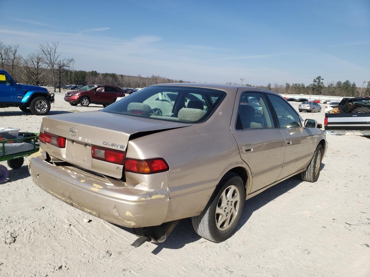 Photo 4 from auction – 1999 TOYOTA CAMRY LE with VIN JT2BF28K7X0187541