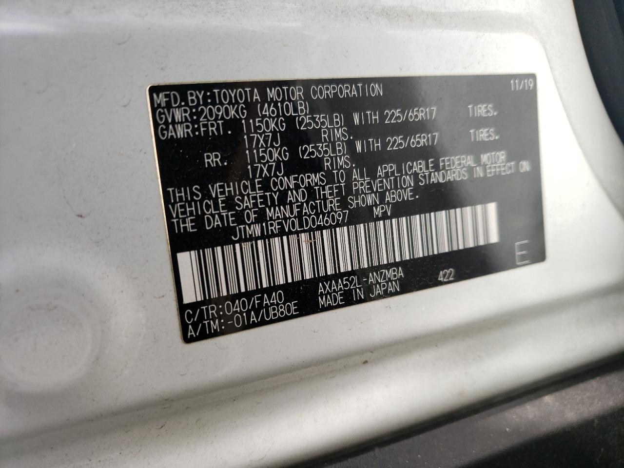 Photo 10 from auction – 2020 TOYOTA RAV4 XLE with VIN JTMW1RFV0LD046097