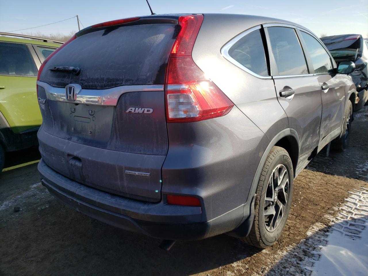 Photo 4 from auction – 2016 HONDA CR-V SE with VIN 2HKRM4H4XGH692744
