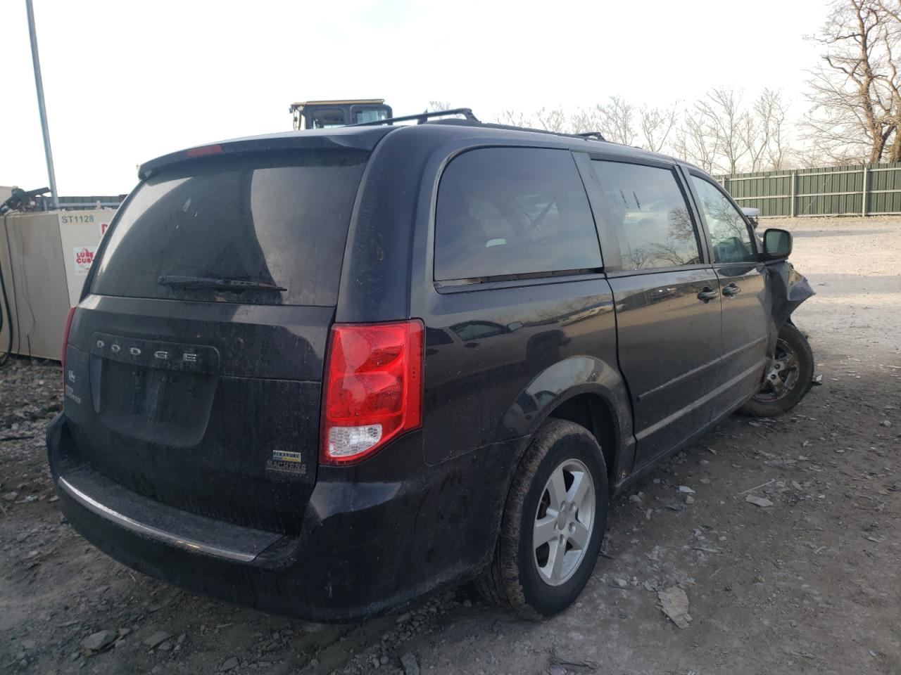 Photo 4 from auction – 2013 DODGE GRAND CARA with VIN 2C4RDGCGXDR575439
