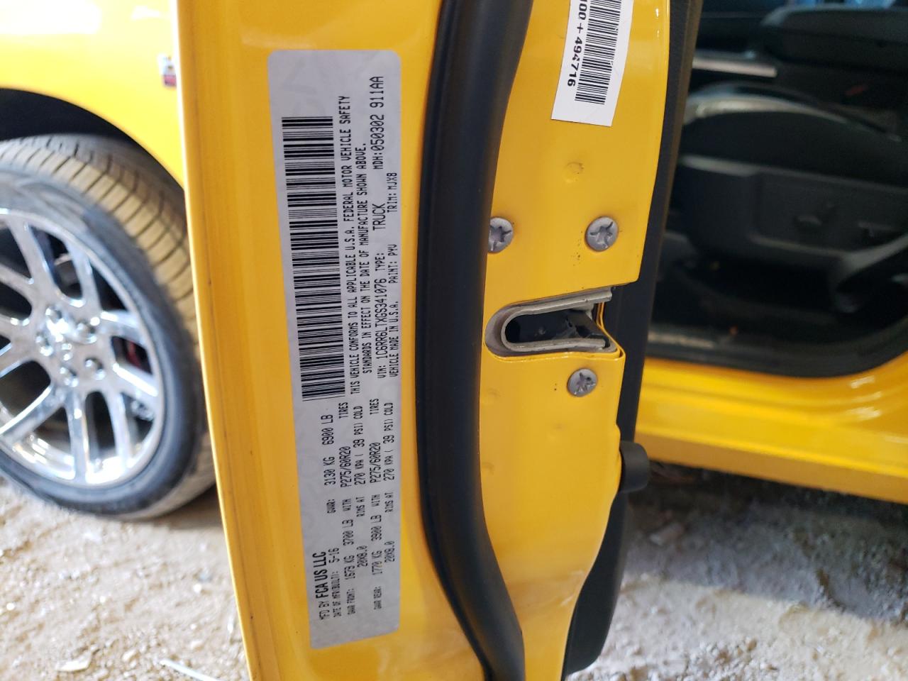 Photo 9 from auction – 2016 RAM 1500 SLT with VIN 1C6RR6LTXGS341076