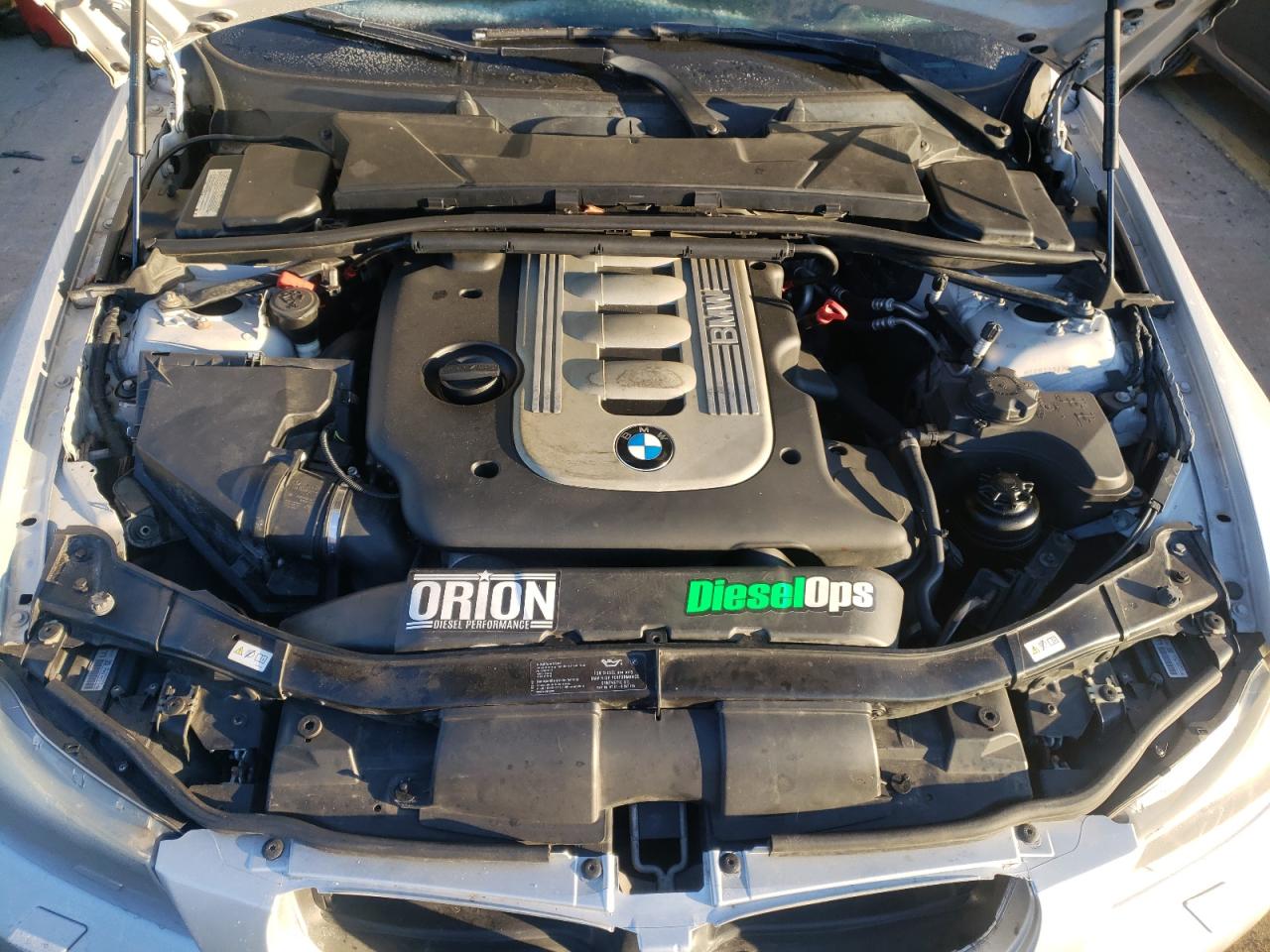 Photo 7 from auction – 2011 BMW 335 D with VIN WBAPN7C52BA781713