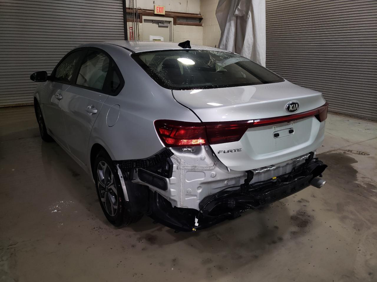 Photo 3 from auction – 2019 KIA FORTE FE with VIN 3KPF24AD6KE103785