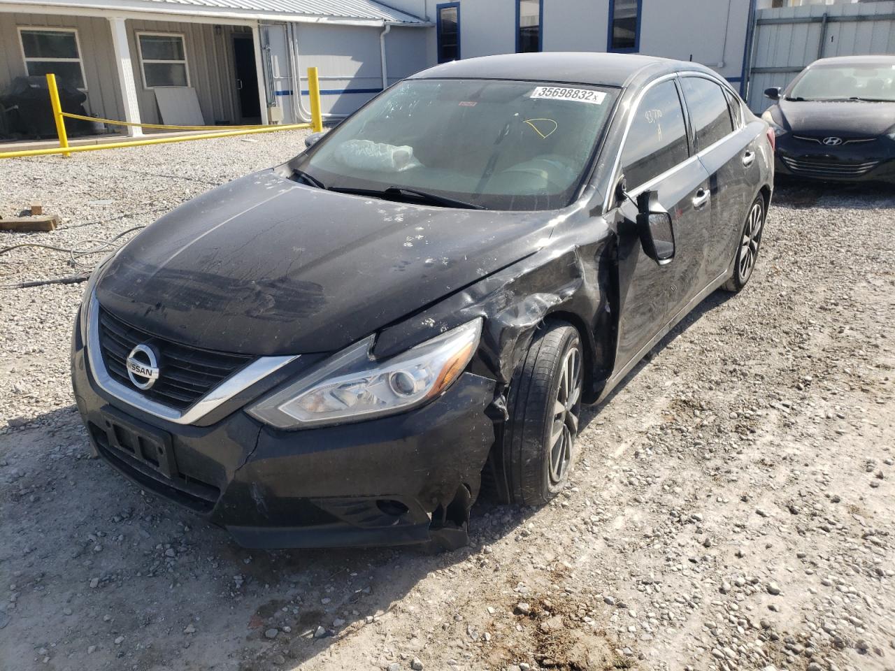 Photo 2 from auction – 2018 NISSAN ALTIMA 2.5 with VIN 1N4AL3AP3JC127940
