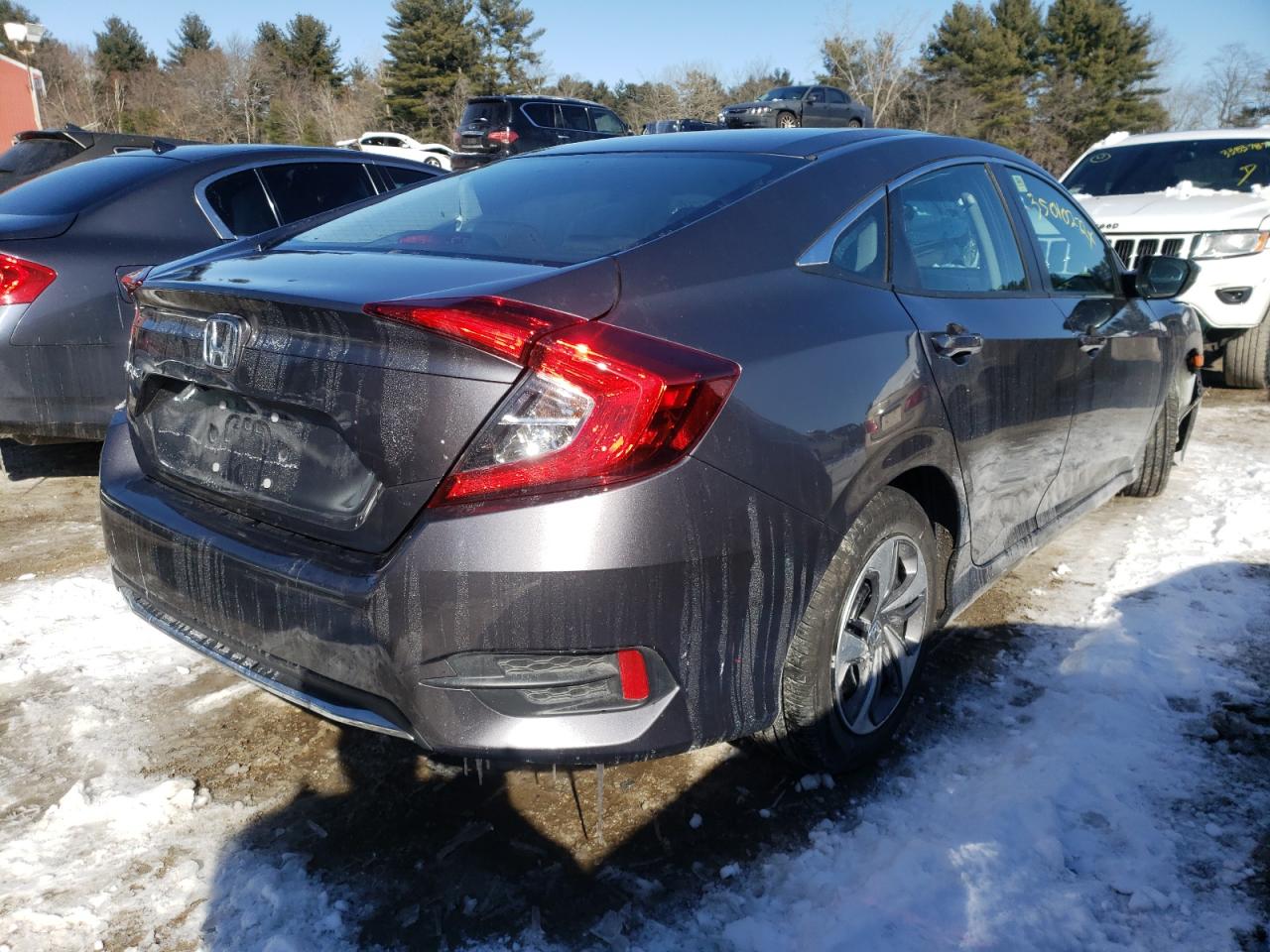 Photo 4 from auction – 2019 HONDA CIVIC LX with VIN 2HGFC2F68KH584916