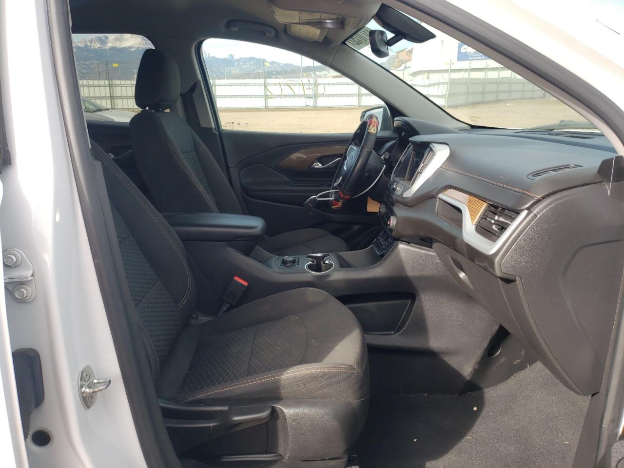 Photo 5 from auction – 2019 GMC TERRAIN SL with VIN 3GKALMEV8KL397250