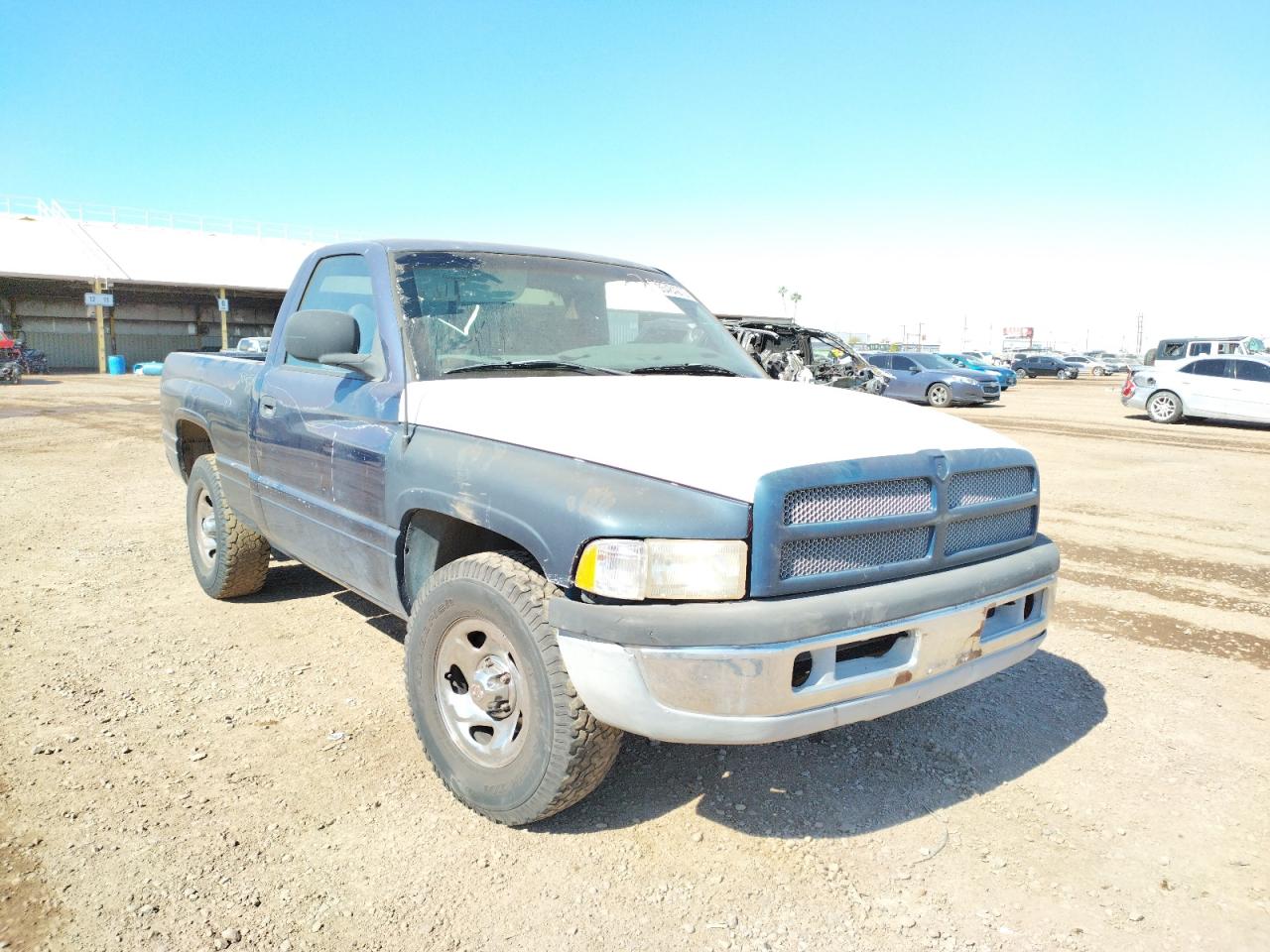 DODGE RAM 1500 2000 with VIN 1B7HC16Z1YS595687 - Photo from auction
