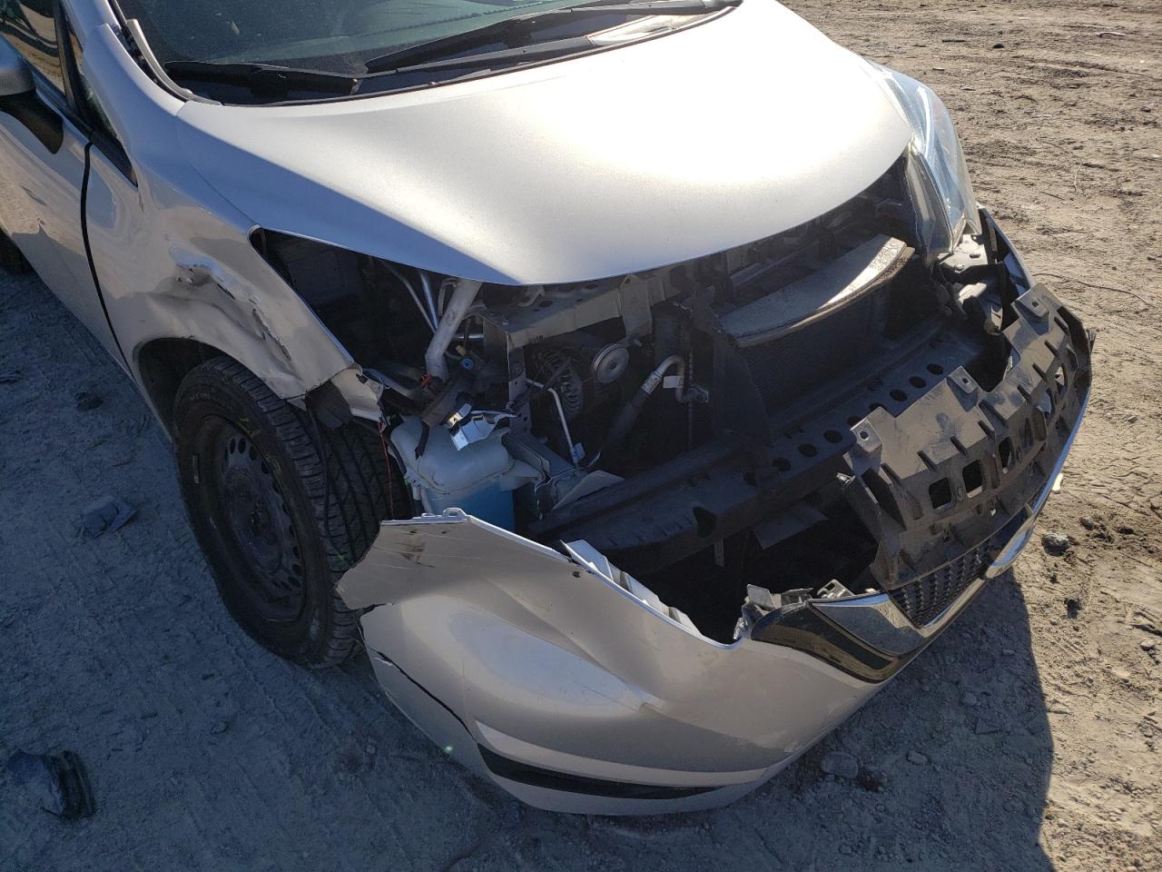 Photo 9 from auction – 2017 NISSAN VERSA NOTE with VIN 3N1CE2CP4HL367925