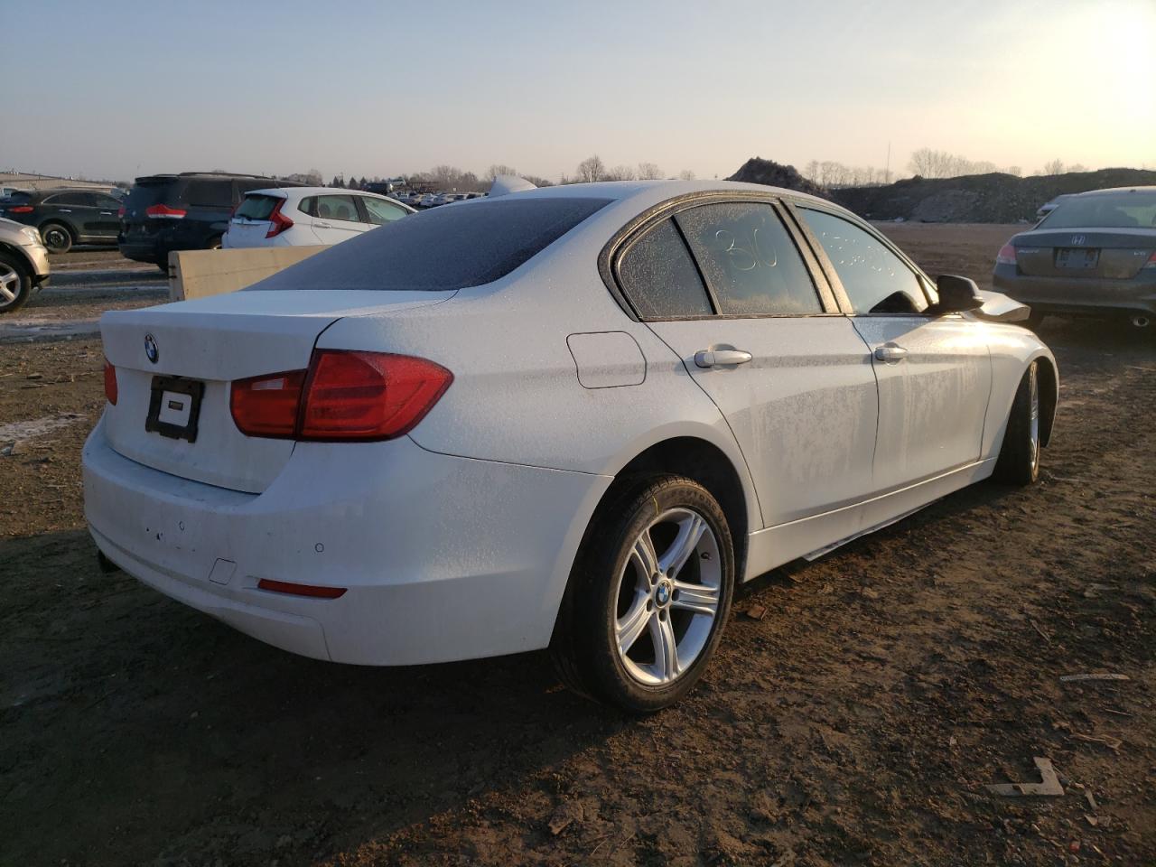 Фото 4 с аукциона – 2015 BMW 320 I с VIN WBA3B1C58FK140893