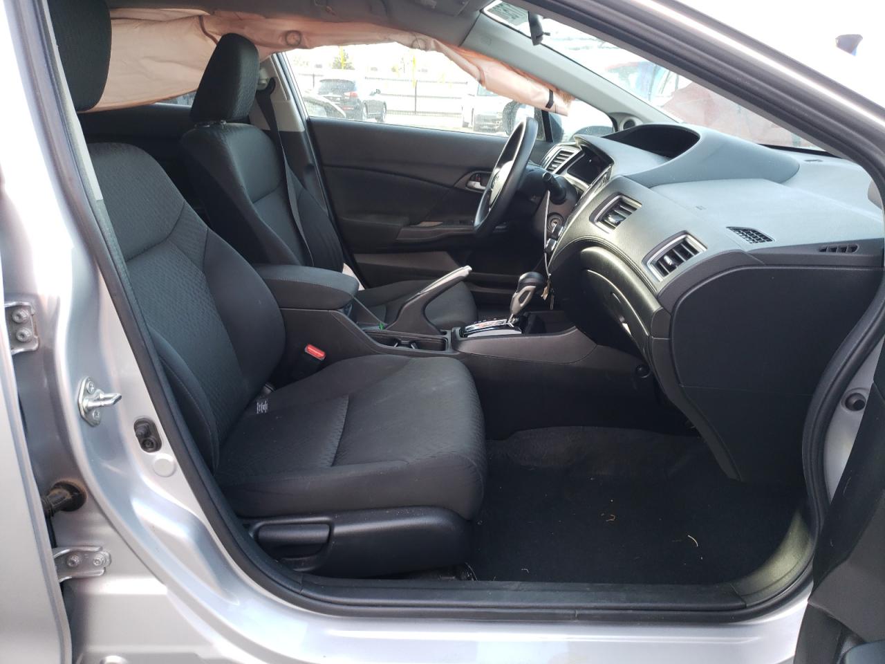Photo 5 from auction – 2015 HONDA CIVIC SE with VIN 19XFB2F74FE238194