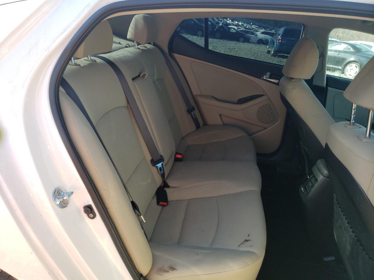 Фото 6 с аукциона – 2015 KIA OPTIMA HYB с VIN KNAGM4AD2F5079594