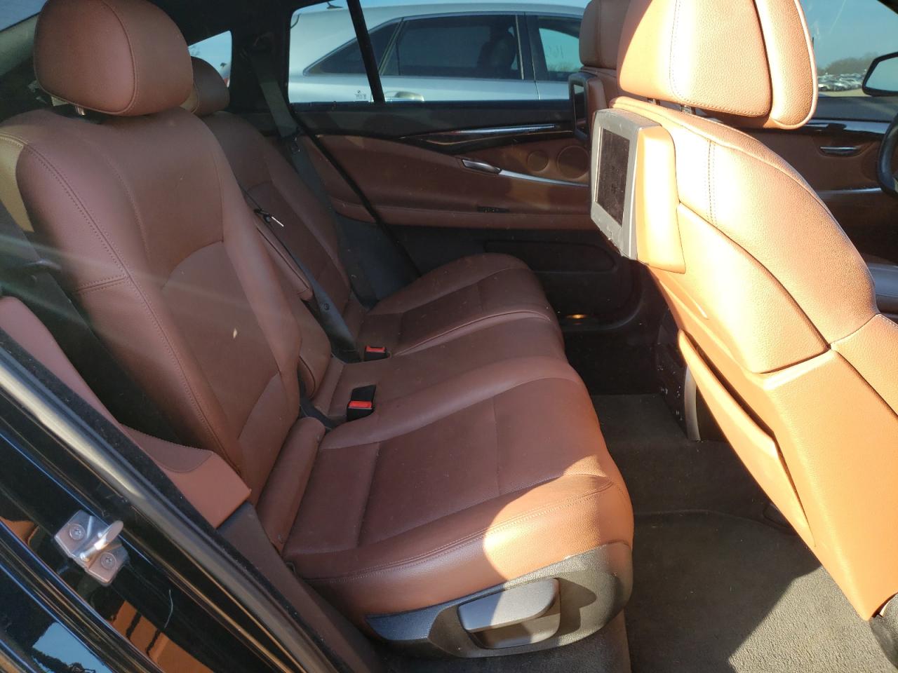 Photo 6 from auction – 2012 BMW 535 IGT with VIN WBASN2C5XCC202230