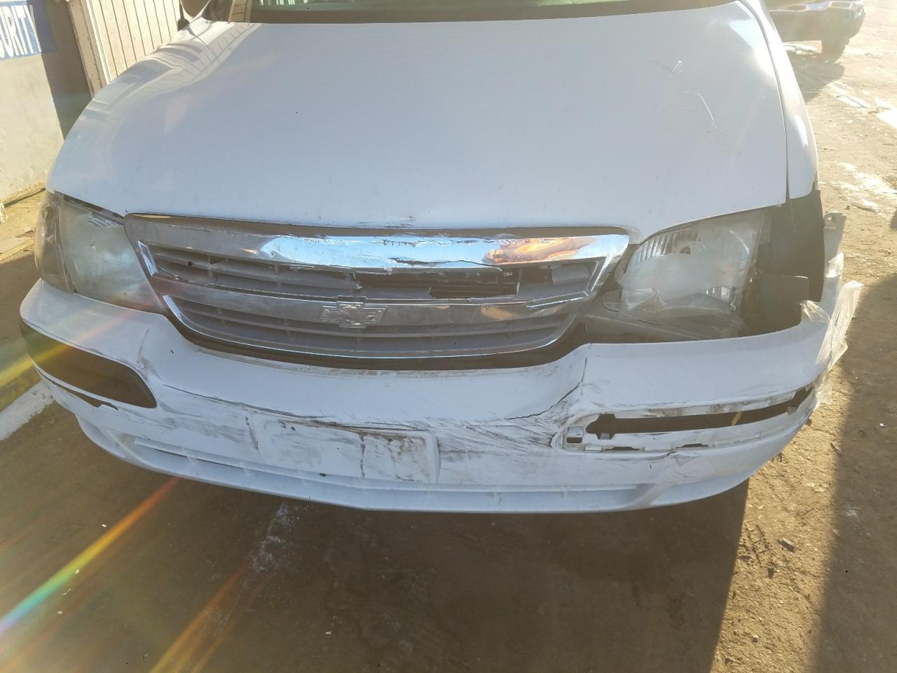 Photo 9 from auction – 2004 CHEVROLET VENTURE with VIN 1GNDX03EX4D141281