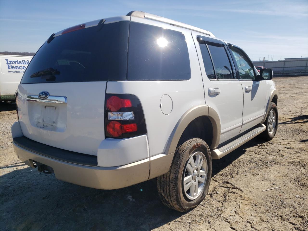 Photo 4 from auction – 2007 FORD EXPLORER with VIN 1FMEU74E27UA57646
