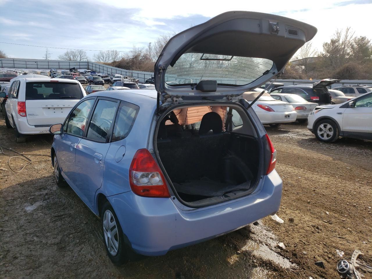 Photo 3 from auction – 2008 HONDA FIT with VIN JHMGD37498S065523