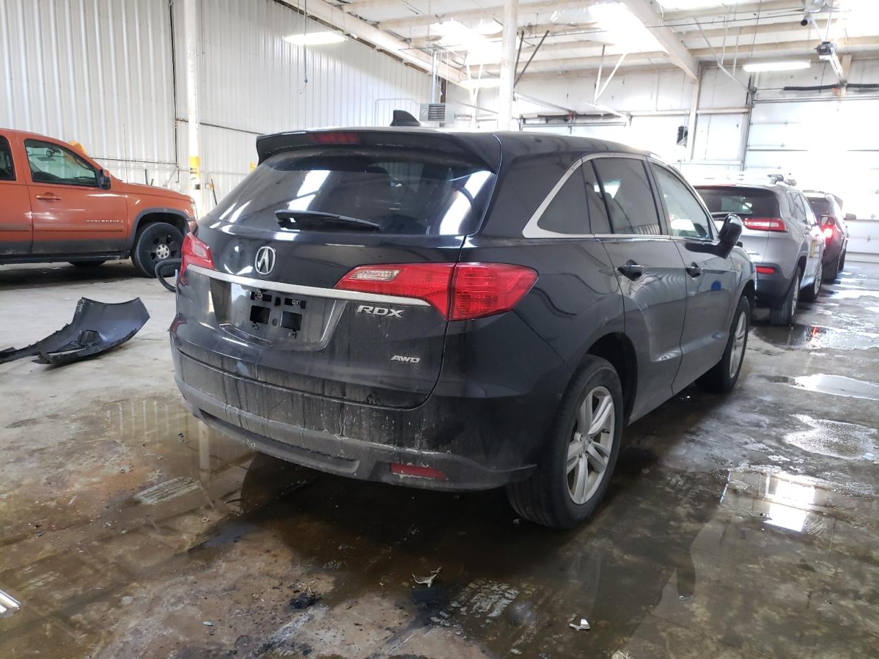 Photo 4 from auction – 2015 ACURA RDX TECHNO with VIN 5J8TB4H5XFL029562