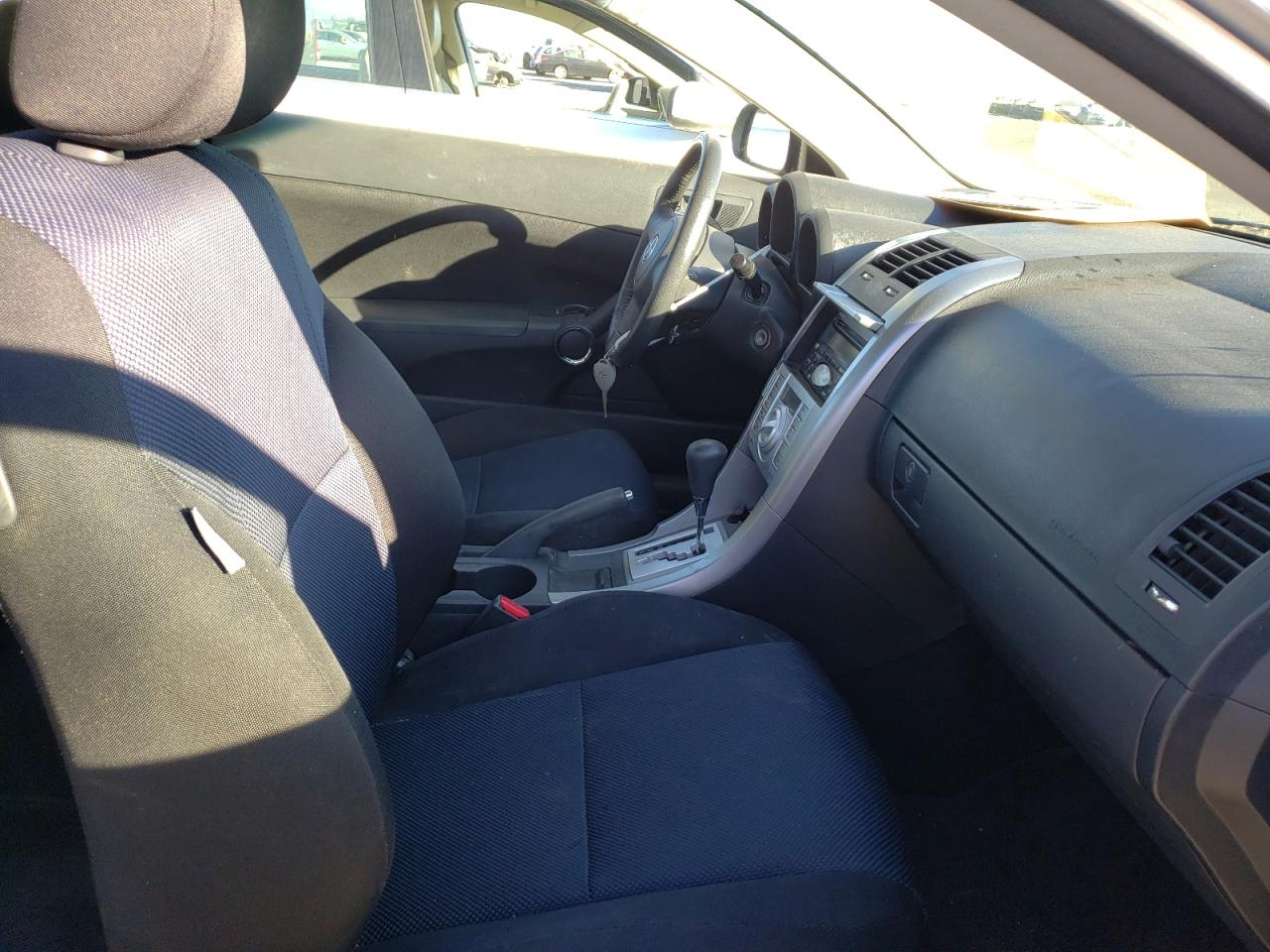 Photo 5 from auction – 2005 TOYOTA SCION TC with VIN JTKDE167X50056928