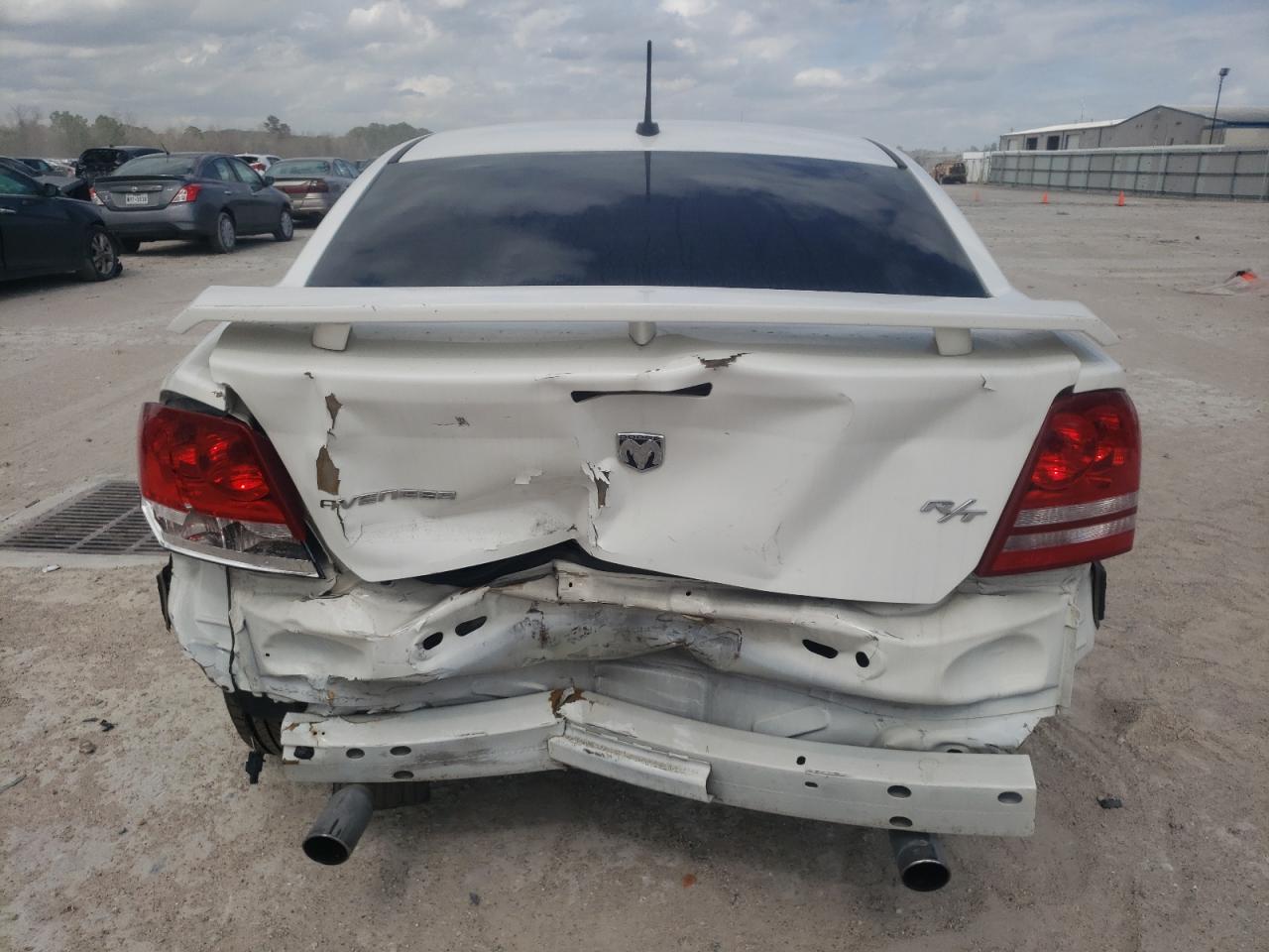 Photo 9 from auction – 2008 DODGE AVENGER R/ with VIN 1B3LC76M68N565196