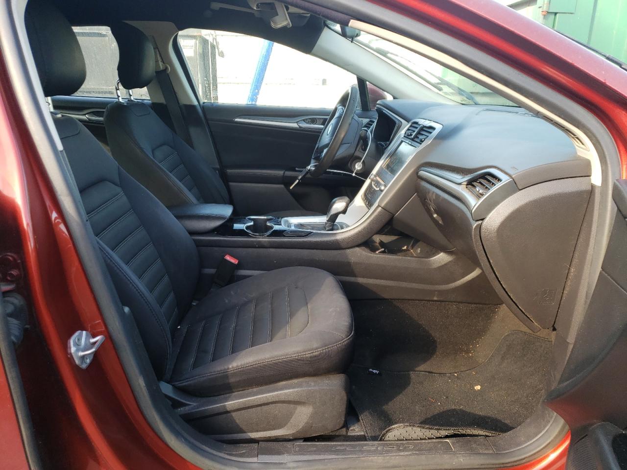 Photo 5 from auction – 2014 FORD FUSION SE with VIN 3FA6P0H7XER238765