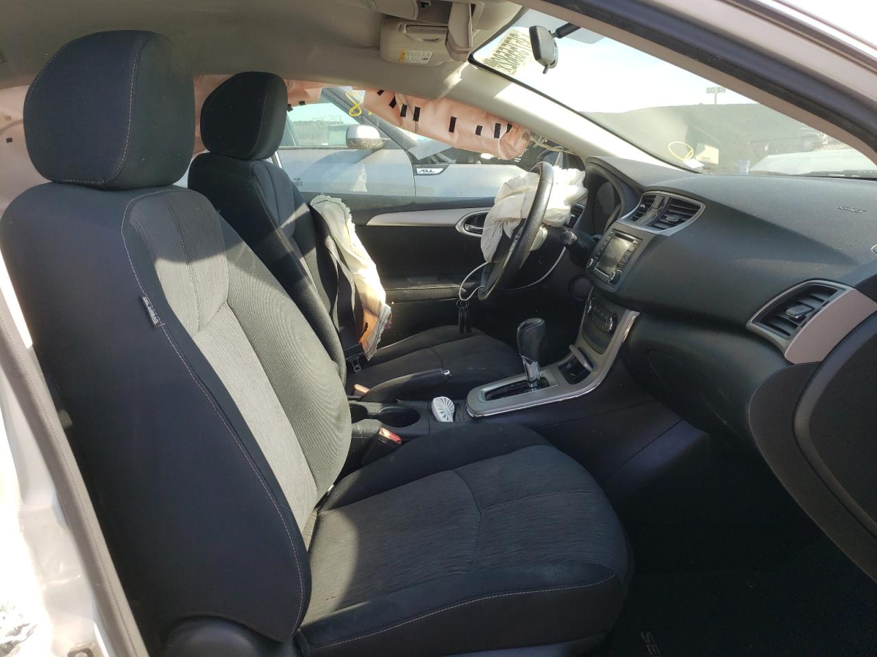 Photo 5 from auction – 2015 NISSAN SENTRA with VIN 3N1AB7AP8FL671854