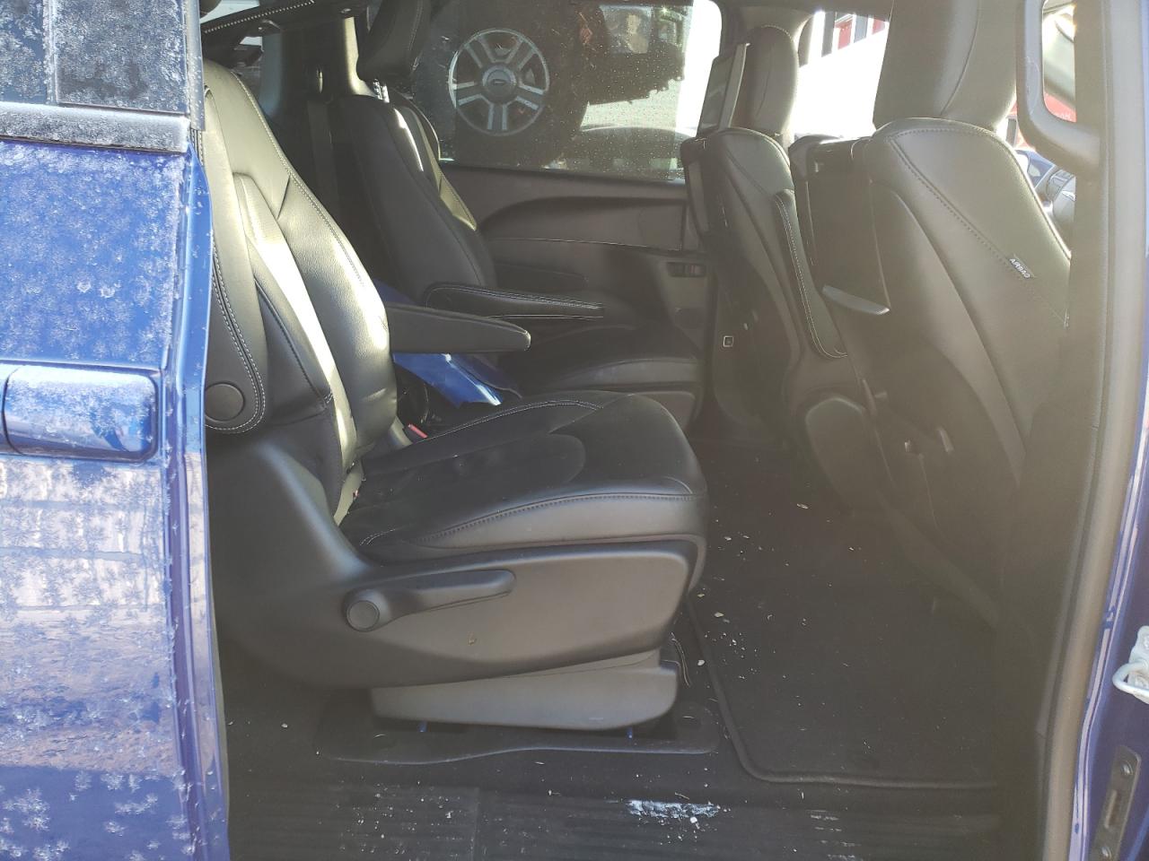 Photo 6 from auction – 2021 CHRYSLER PACIFICA with VIN 2C4RC1L76MR519210