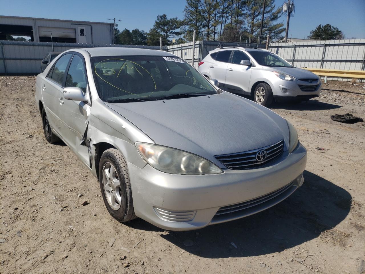 Photo 1 from auction – 2005 TOYOTA CAMRY LE with VIN 4T1BE32K85U072831
