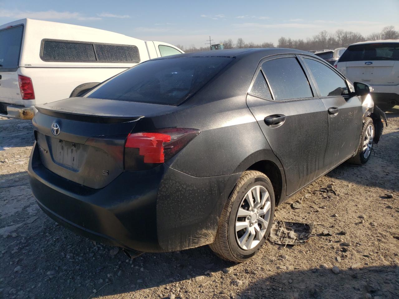 Photo 4 from auction – 2016 TOYOTA COROLLA L with VIN 5YFBURHEXGP480694