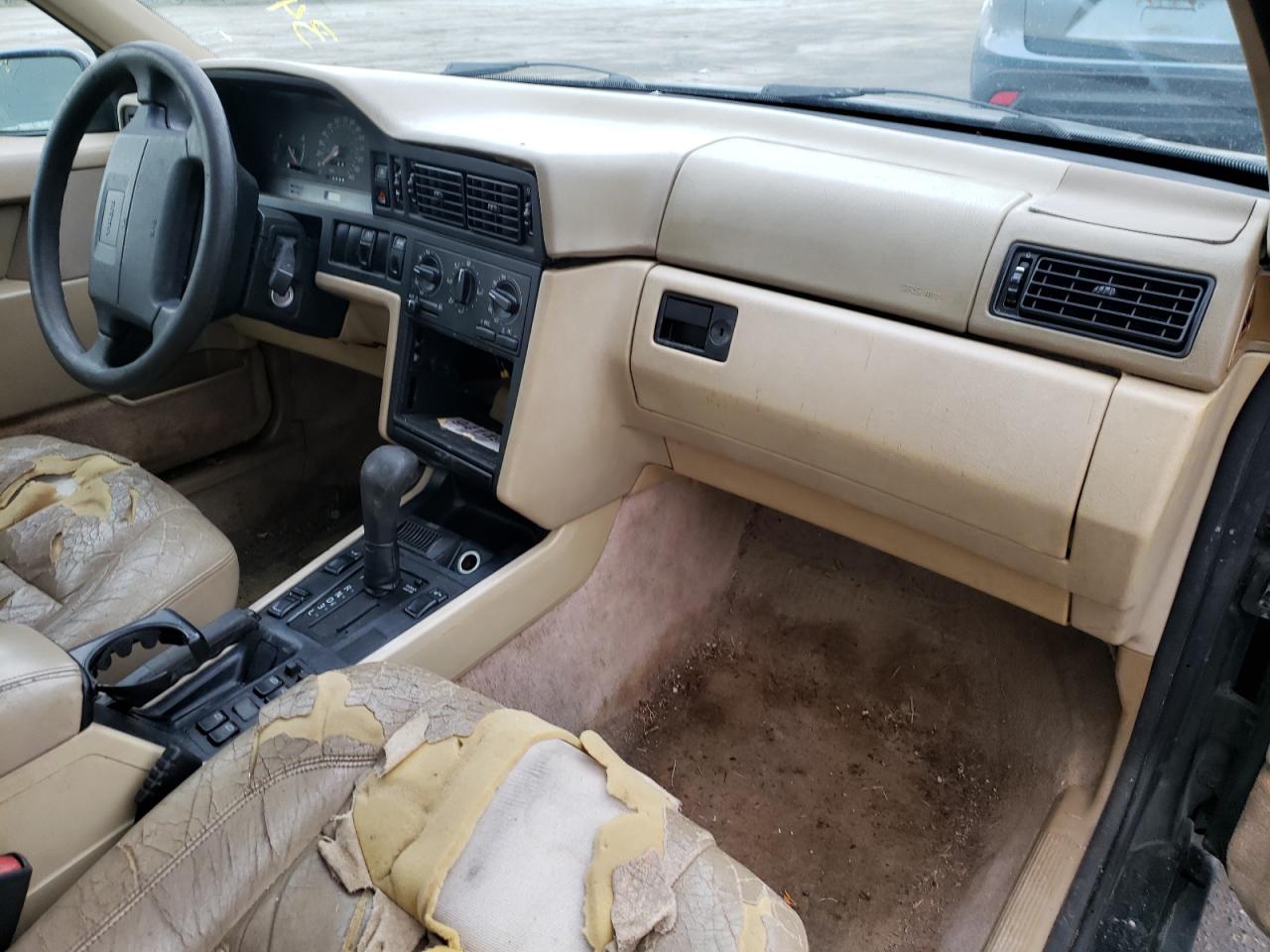 Photo 9 from auction – 1996 VOLVO 850 BASE with VIN YV1LS5549T1341910