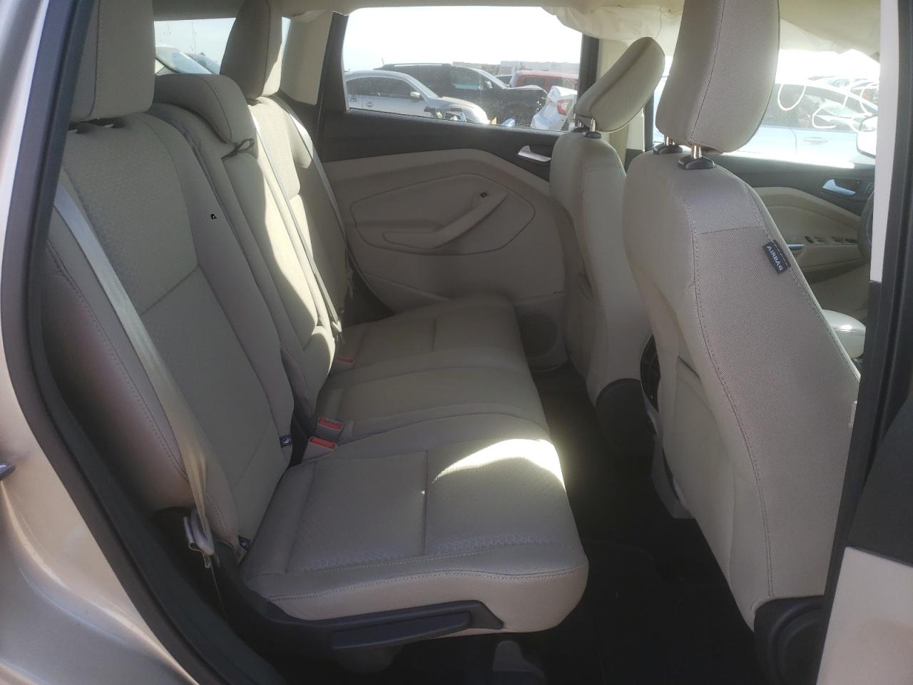 Photo 6 from auction – 2018 FORD ESCAPE SE with VIN 1FMCU0GD1JUC48046