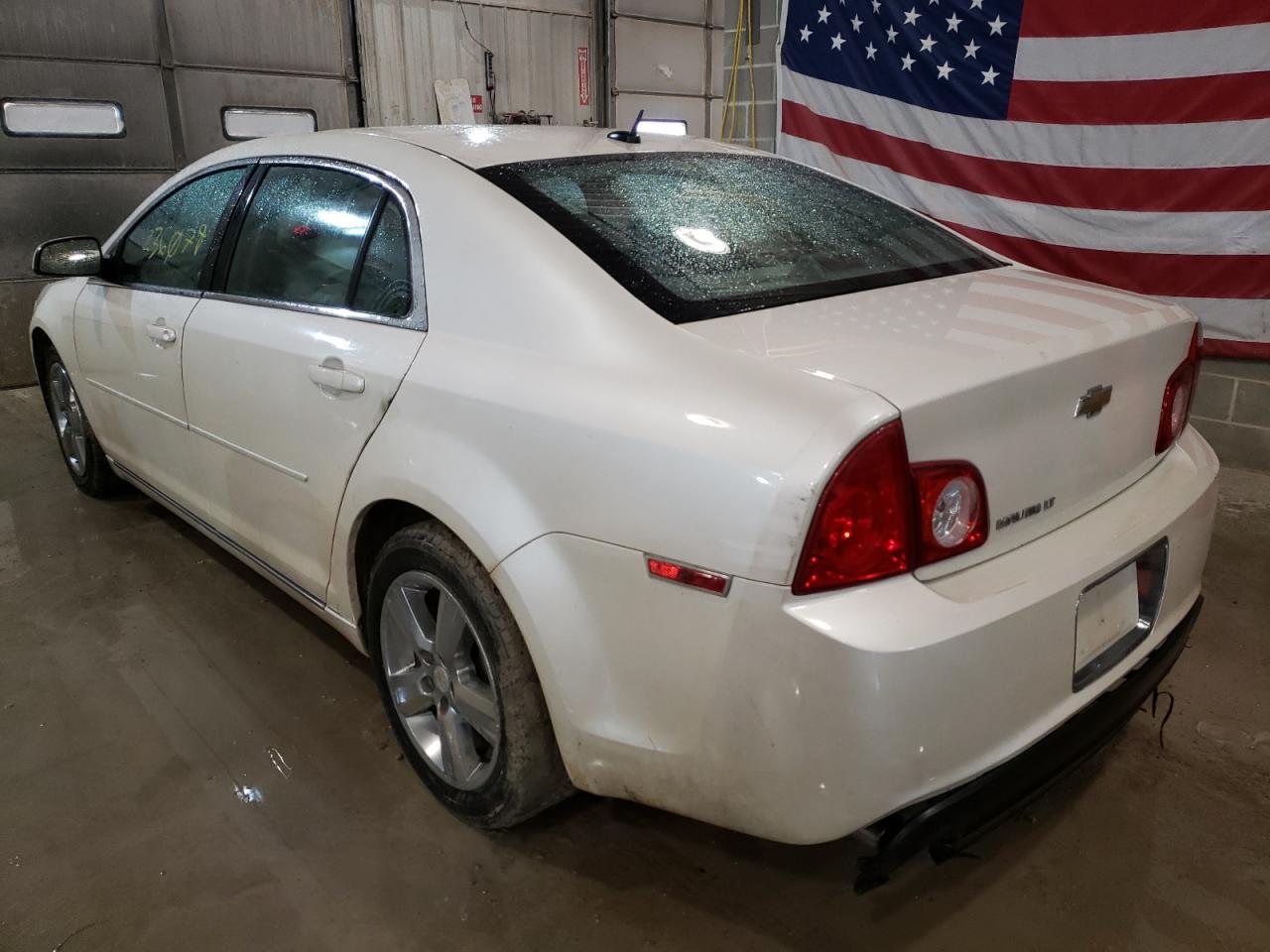 Photo 3 from auction – 2011 CHEVROLET MALIBU 2LT with VIN 1G1ZD5E18BF102570