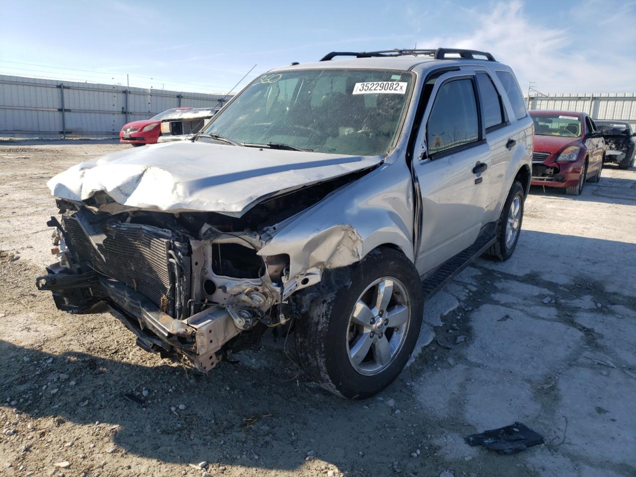 Photo 2 from auction – 2012 FORD ESCAPE XLT with VIN 1FMCU0DG4CKC85587