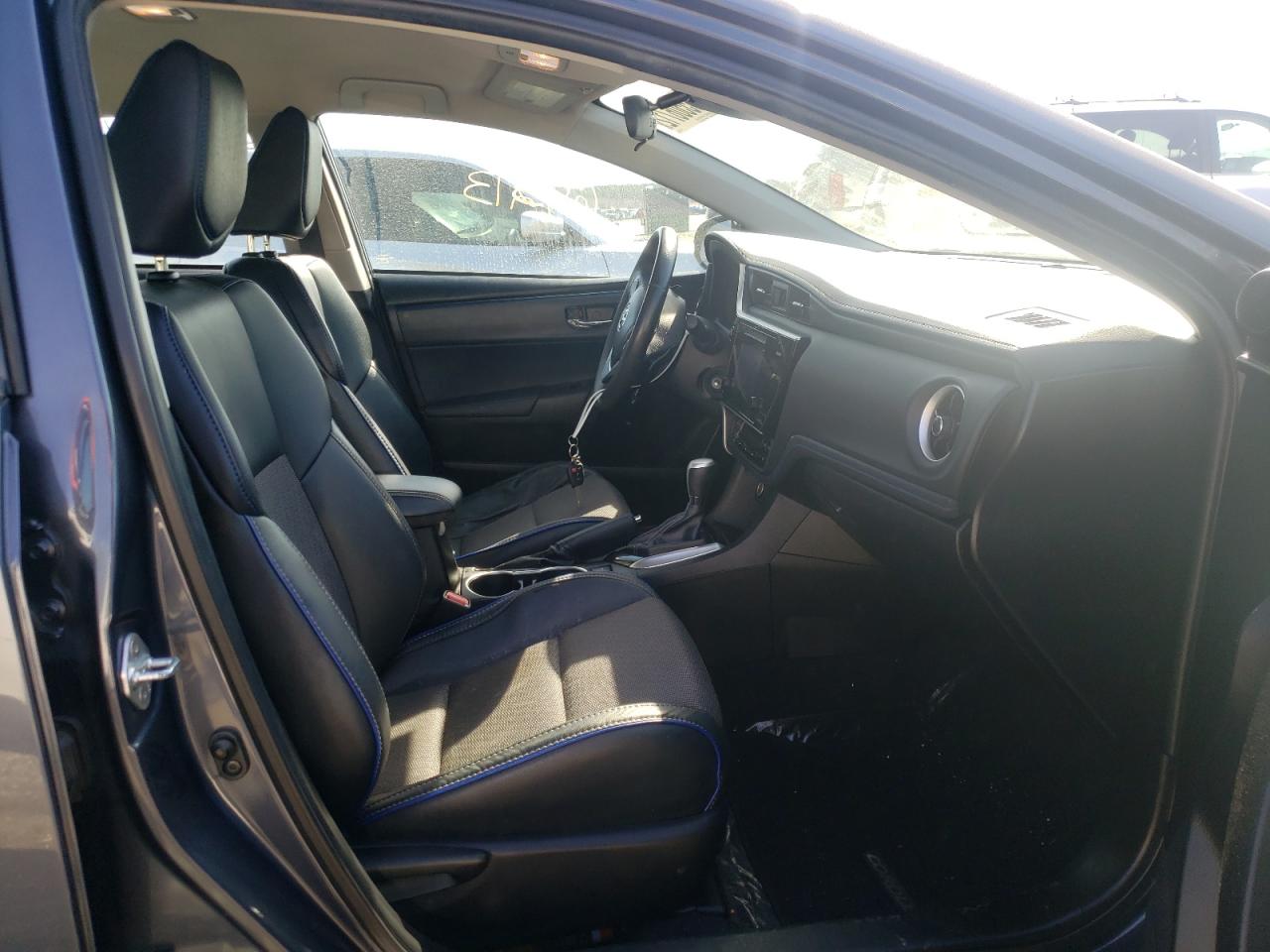 Photo 5 from auction – 2017 TOYOTA COROLLA L with VIN 5YFBURHE1HP715596