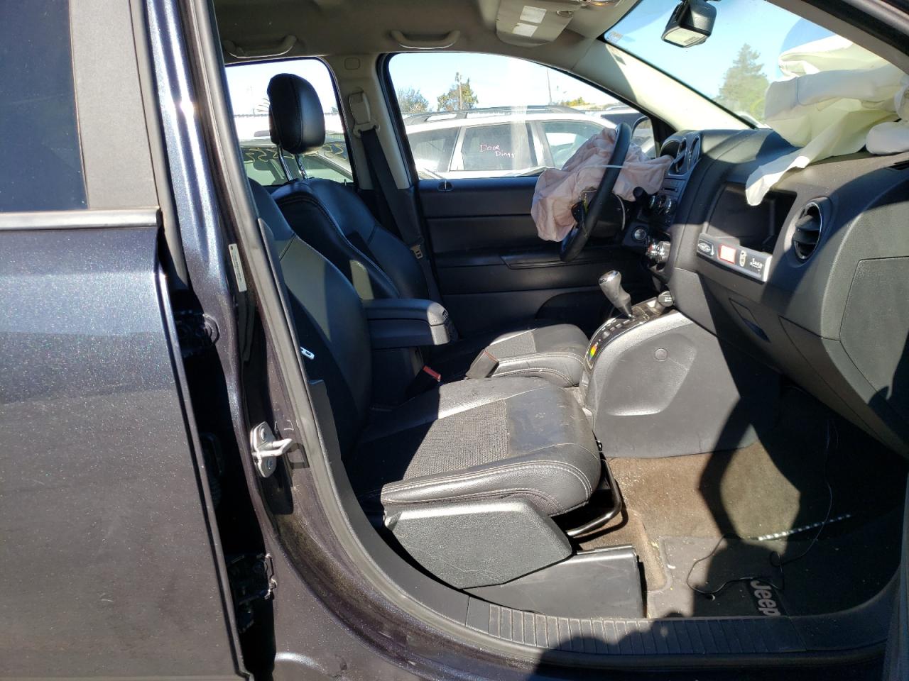 Photo 5 from auction – 2015 JEEP COMPASS SP with VIN 1C4NJCBA2FD305706