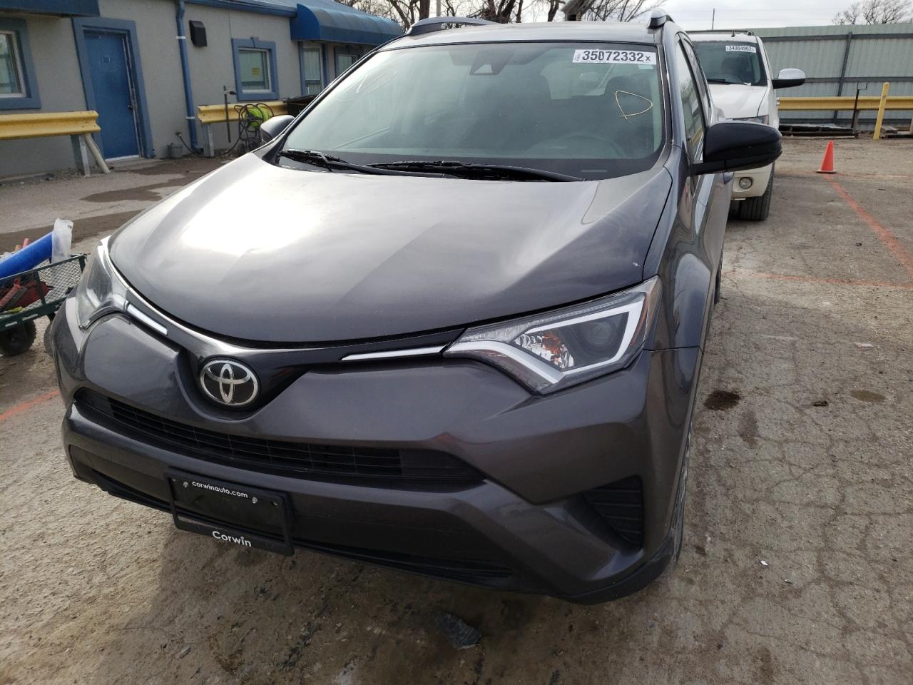 Photo 9 from auction – 2017 TOYOTA RAV4 LE with VIN 2T3BFREV6HW618236