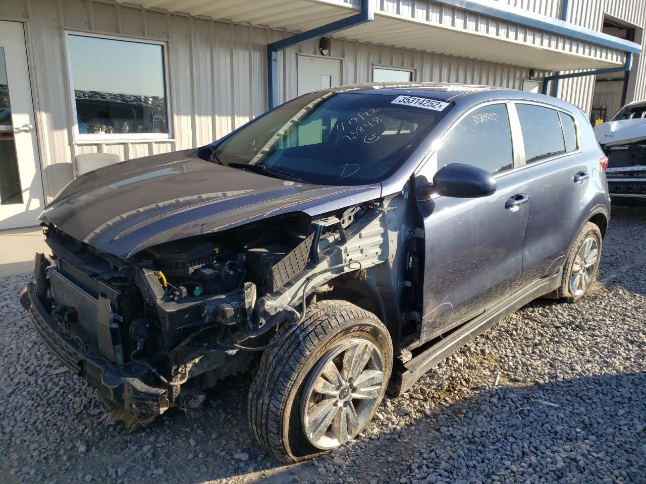 Photo 2 from auction – 2018 KIA SPORTAGE with VIN KNDPM3AC1J7375045