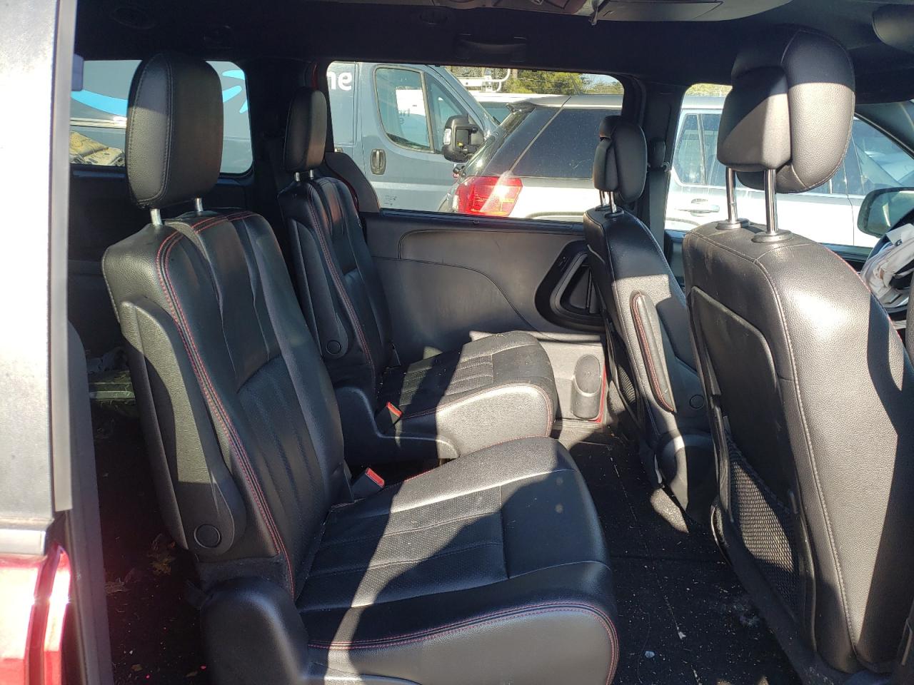 Photo 6 from auction – 2019 DODGE GRAND CARA with VIN 2C4RDGEG2KR717647